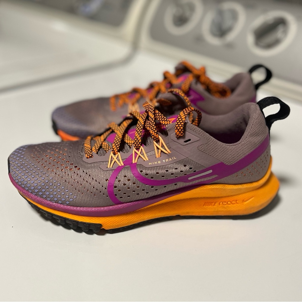 Nike React Pegasus Trail 4 Women's Running Shoes Size 6, Like New/Worn Twice - Picture 3 of 13